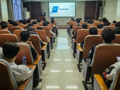 <strong>机械工程取从动化学院举办“青年·成功</strong>